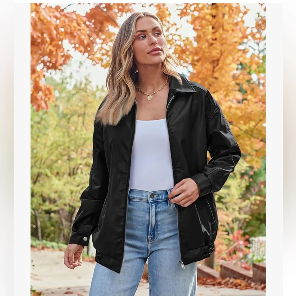 Women's Black Oversized Faux Leather Jacket NWT small - Picture 2 of 7